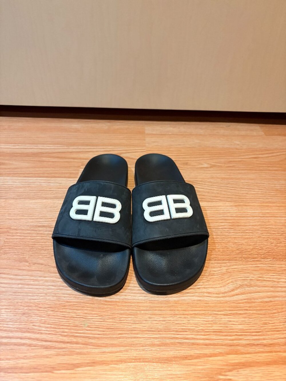 Balenciaga Slides